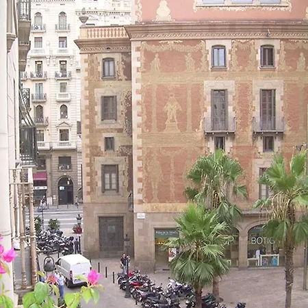 Pensión Del Palau 2*