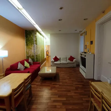 Guest house Del Palau 2*